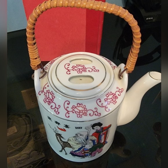 Jurojin, Deer & Geisha Tea Set/ Double Happiness , Cream & Gold Trim - Picture 3 of 4